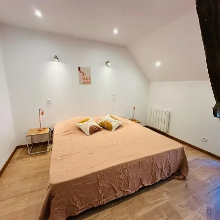 Prázdninový dům Superbe Maison En Pierre *