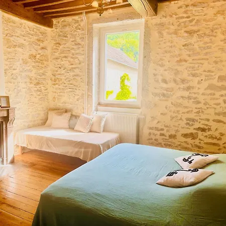 Superbe Maison En Pierre * Sault-Brenaz