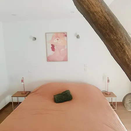 Superbe Maison En Pierre Sault-Brenaz