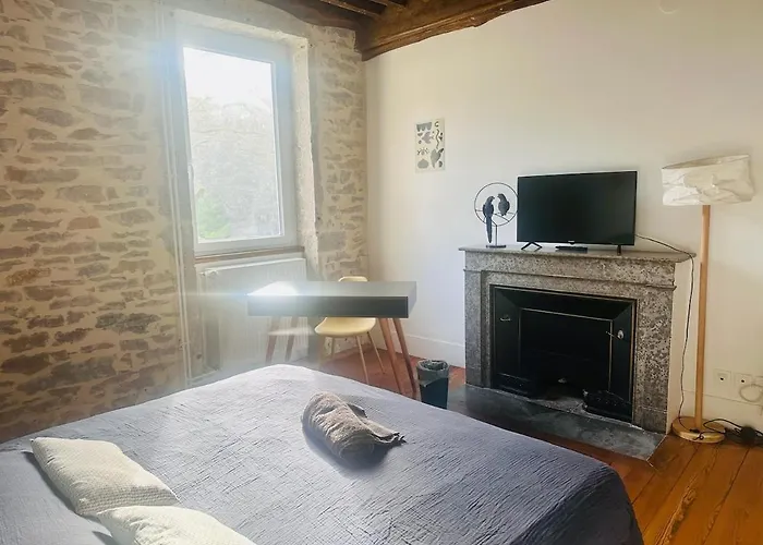 בית נופש Superbe Maison En Pierre
